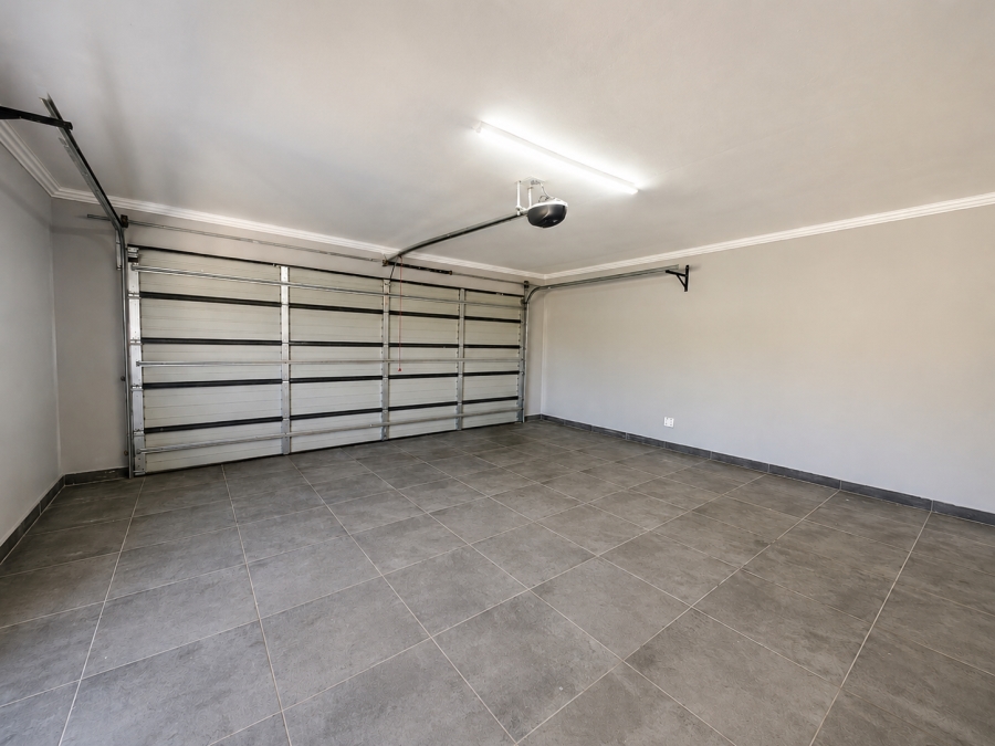 3 Bedroom Property for Sale in Hartebeesfontien AH North West